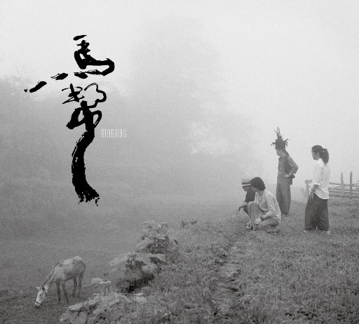 偷拍舞蹈生换内裤
